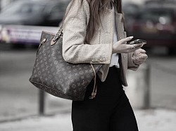 LV
